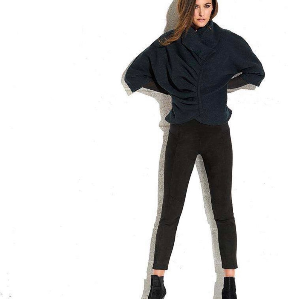 Stella Carakasi "Chill Out Jacket" in black